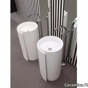MONOROLL - Single round freestanding ceramic washbasin _ Ceramica Flaminia