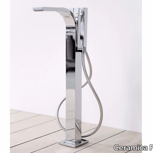 SI - Floor standing bathtub tap with hand shower _ Ceramica Flaminia