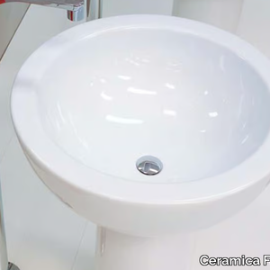 FONTE - Freestanding ceramic washbasin _ Ceramica Flaminia