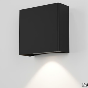 NOCTA SQ155 - LED metal Outdoor wall Lamp _ Deltalight