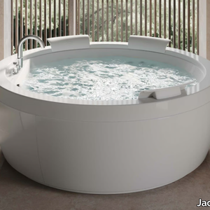 NOVA - Hydromassage freestanding round bathtub _ Jacuzzi®