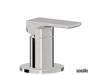 B-EASY 72690 - Deck mounted single handle bathtub tap _ newform