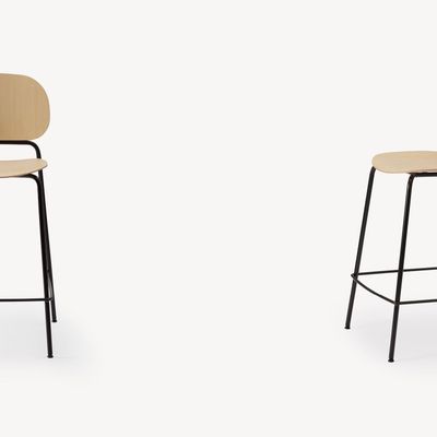 UPON - Stackable stool with back 