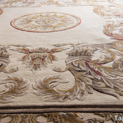 Tapis-Rouge_AUBUSSON-HERALDY-PALAIS-ROYAL_wxWCRZ7Esr.jpeg