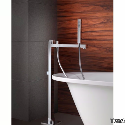 Freestanding-bathtub-faucet-tender-rain-300182-relc55685f.jpg