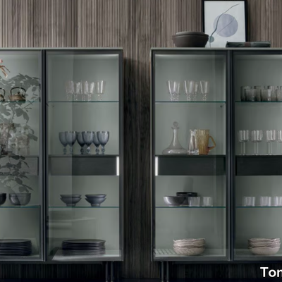 METROPOLIS-Display-cabinet-Tomasella-370580-rel3d12a3be.jpg