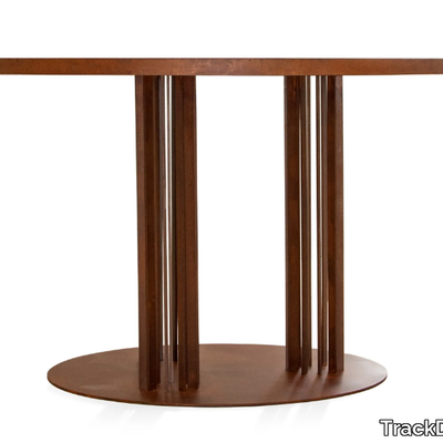 KANDINSKIJ-1923-Corten-table-TrackDesign-365266-rel832e813c.jpg