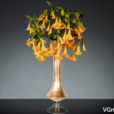 chiara-vase-with-datura-vgnewtrend-584958-rel4c2d3988.jpg