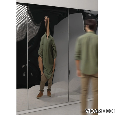VIDAME-EDITIONS_DISTORTING-MIRROR-WALL-PANEL_7L4OEEvWaS.jpeg