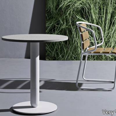 round-table-very-wood-477179-rel190fbdd7.jpg