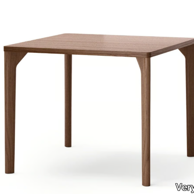 square-table-very-wood-446717-rel5a580df5.jpg