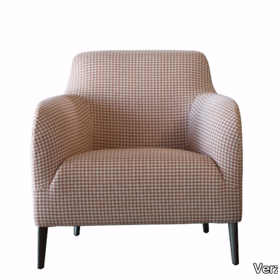 DIVANITAS-Armchair-VERZELLONI-306004-rel8ced17e5.jpg