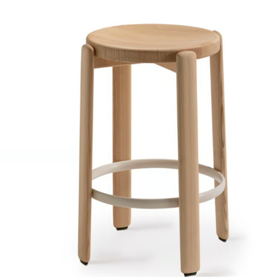 stool-silleria-verges-639225-relb9308832.jpg
