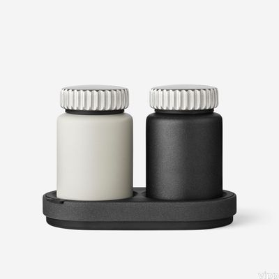 vipp-263-salt-pepper-new-01_0.jpg