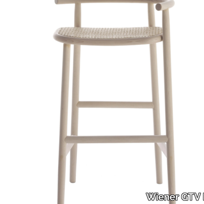 SINGLE-CURVE-BARSTOOL-WIENER-GTV-DESIGN-323817-rela788e91c.jpg