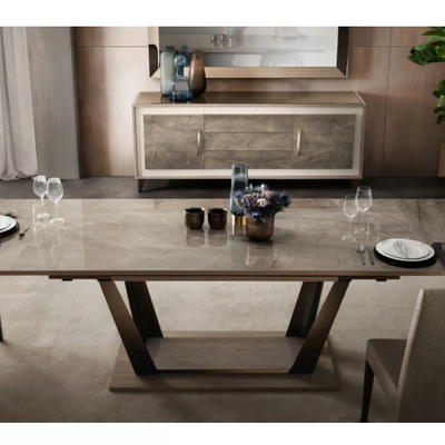 table-adora-572367-rel665bffb4.jpg