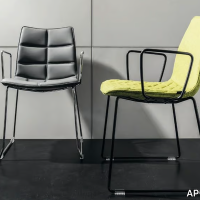 NEBRASKA-Sled-base-chair-AP-Factor-373679-rel66df2abf.jpg