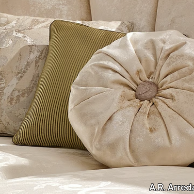 RICASOLI-Cushion-A-R-Arredamenti-383292-rel384d7795.jpg