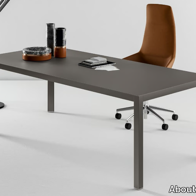 HYPE-Office-desk-About-Office-602716-rel2a521d2d.jpg