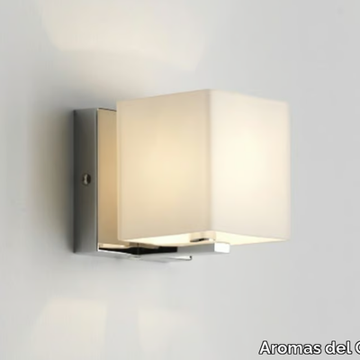 ZEN-Opal-glass-wall-light-Aromas-del-Campo-275492-rel99186e5e.jpg