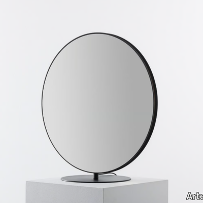 se-es-freestanding-mirror-artemide-621721-rel38f7593f.jpg