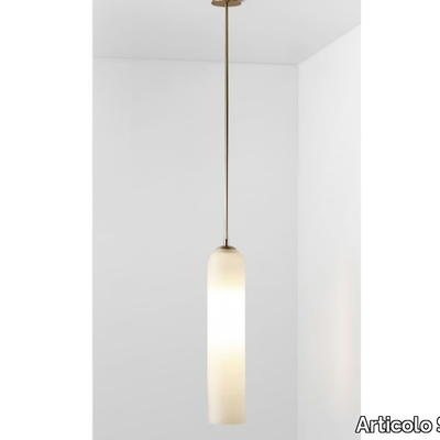 FLOAT-PENDANT-Articolo-Lighting-379262-rel9542a267.jpg