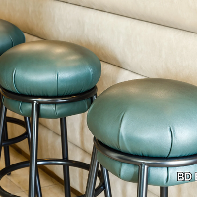 GRASSO-Leather-stool-BD-Barcelona-Design-337544-relac057eae.jpg