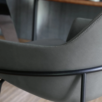 jackie-leather-chair-berto-605807-rel975da1d3.jpg