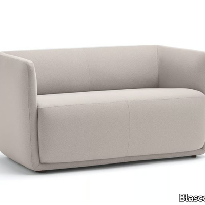 VETRO-Small-sofa-Blasco-Vila-559726-rel8dcd4f8.jpg