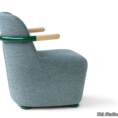 jackson-easy-chair-with-armrests-bla-station-550516-rel2fe06859.jpeg