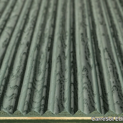CarreSol-Editions_BOISERIE-MURALE-CHENE-VERT-DES-ALPES_7hXFmzCVx.jpeg