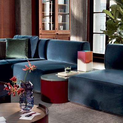 02_ambienti-553-bowy-sofa-divani(3).jpg