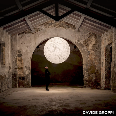 MOON-DAVIDE-GROPPI-218216-rel2bd84693.jpg