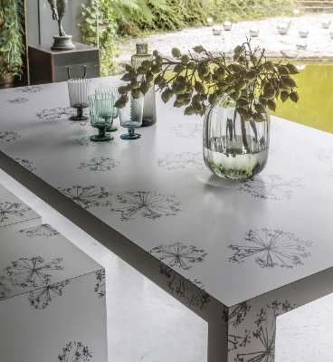 LIVING-Table-De-Rosso-481736-rel12b43825.jpg