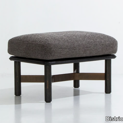 STILT-Pouf-District-Eight-607722-relbd0e65b0.jpg