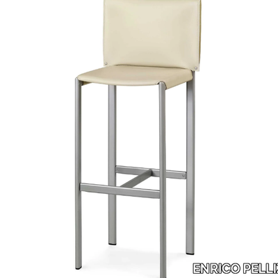bilbao-stool-enrico-pellizzoni-635707-rel45a1ca75.jpg
