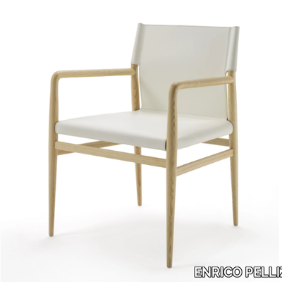 chair-with-armrests-enrico-pellizzoni-636218-relc28a8997.jpg