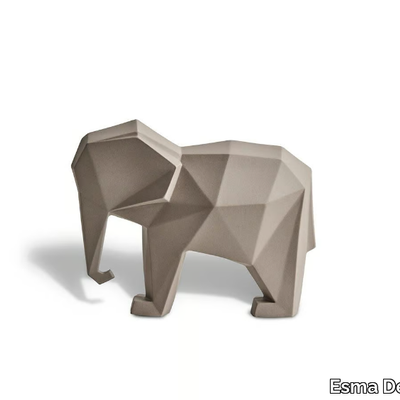 Esma-Dereboy_CHESS-DECORATIVE-ELEPHANT_6495a2bfy.jpeg