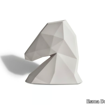 Esma-Dereboy_CHESS-DECORATIVE-HORSE_X6495adc1.jpeg