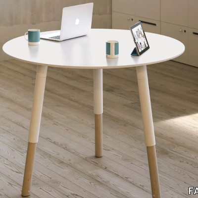 WOODS-Table-FANTONI-298011-rel43ceab67.jpg
