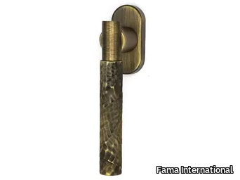 h_AKTUELL-Window-handle-Fama-International-532249-rele166669a.jpg