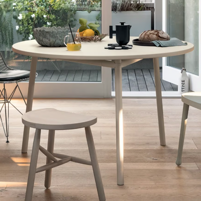 round-table-fantin-611158-relba888c15.jpg
