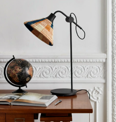 PARROT-Table-lamp-Forestier-629989-rel98c7fb33.jpg