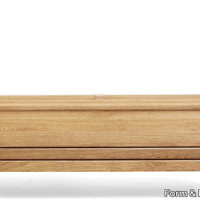 A-LINE-Oak-storage-chest-Form-Refine-571873-relfceef46e.jpg