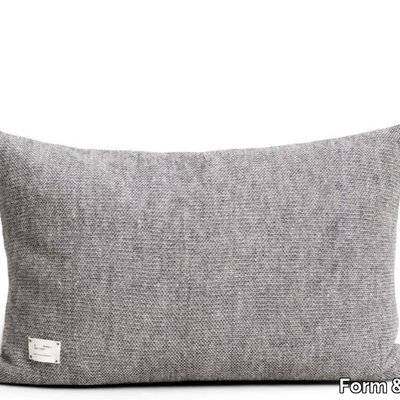 AYMARA-Sofa-cushion-Form-Refine-572059-rela1b12e7d.jpg
