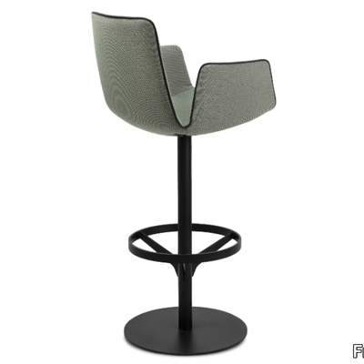 amelie-bar-armchair-high-freifrau-manufaktur-639861-rel2c0e0264.jpg