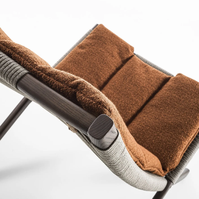 HULI-Armchair-Frigerio-525735-rel2423647c.jpg