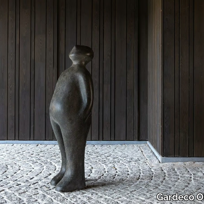 THE-VISITOR-BRONZE-Gardeco-352223-rel51ff6b0b.jpeg