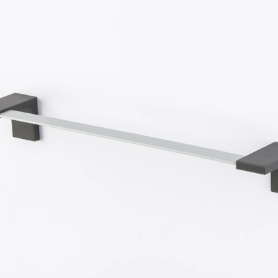 INLINEA-Towel-rack-Geelli-by-C-S-207302-reldc607589.jpg