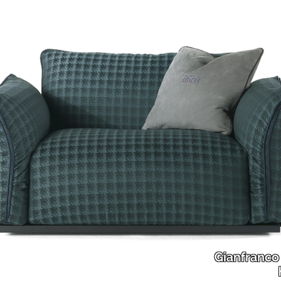 CLAPTON-Armchair-Gianfranco-Ferré-Home-402153-rel634ac061.jpg
